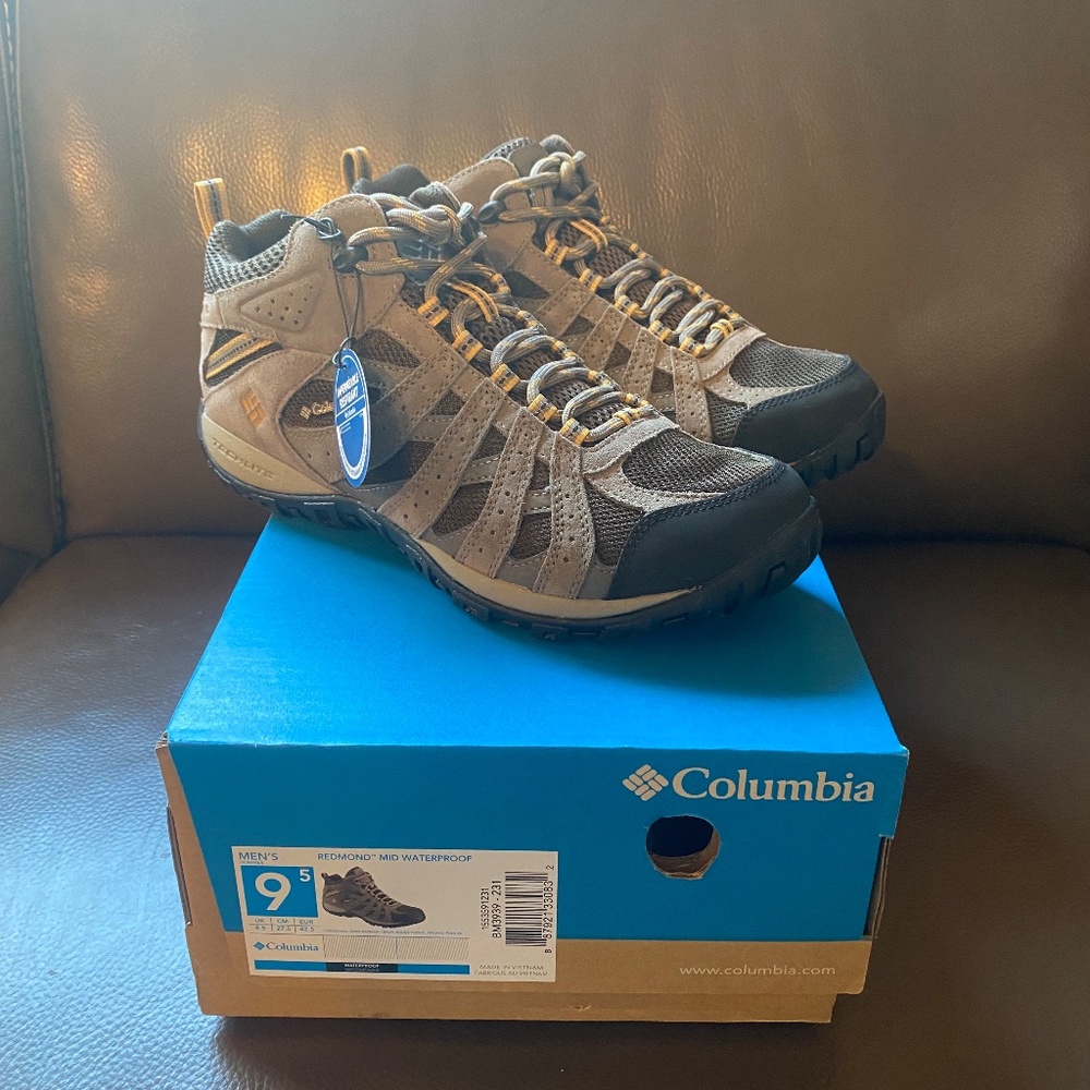 Columbia Men's Redmond Mid Waterproof Hiking Boot, SIZE: 9.5
